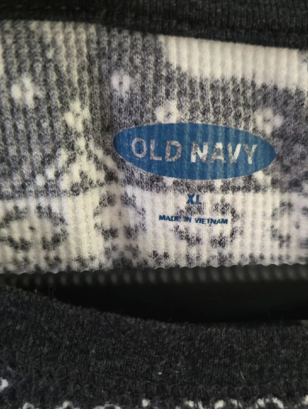 Old Navy Black and White Polar Bear Fair Isle Crewneck Sweater